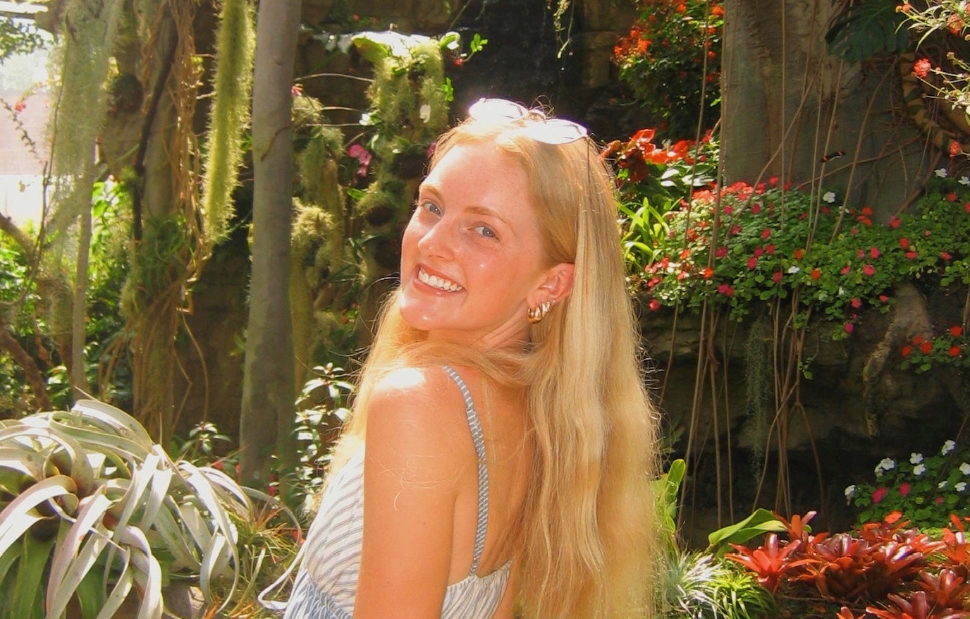 Portrait of Lauren Bond